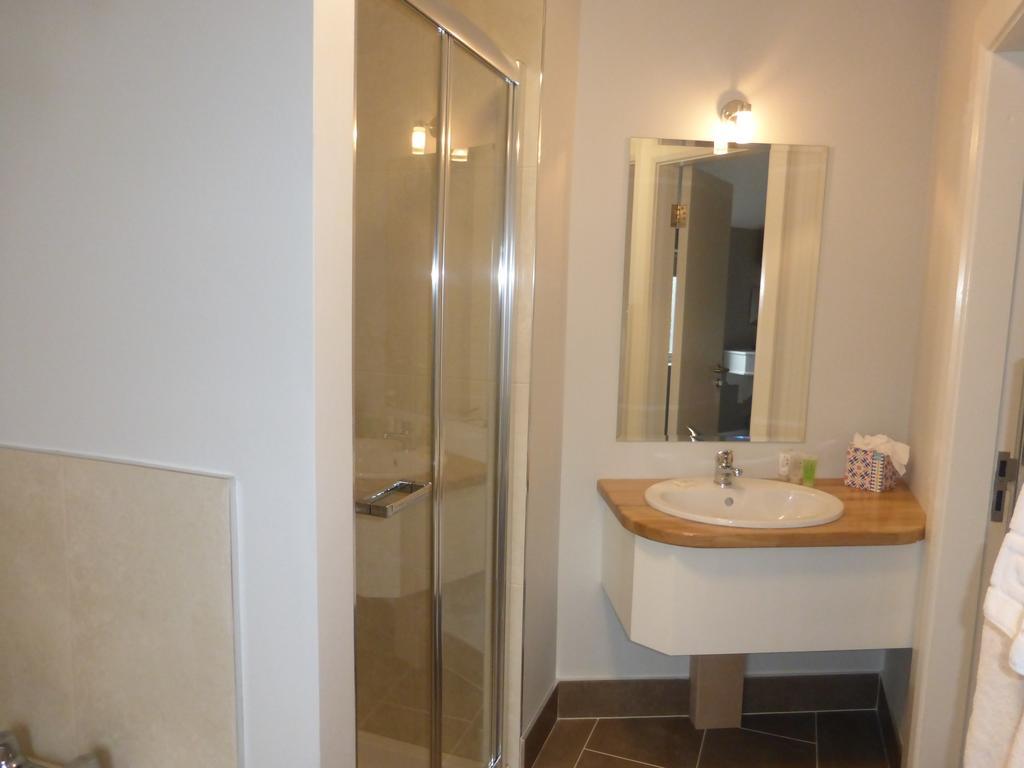 Ryan'S Hotel Cong Luaran gambar